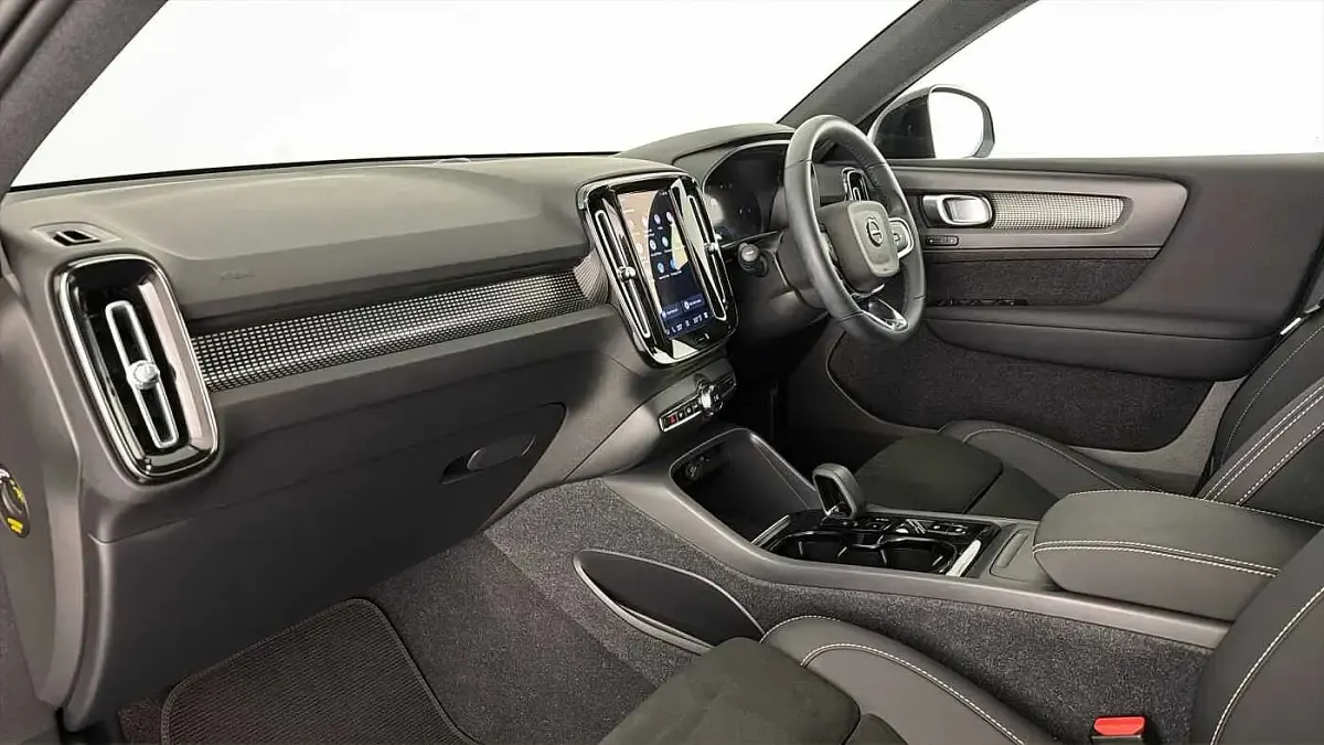 Used Volvo XC40 Plus 2022 Black SUV