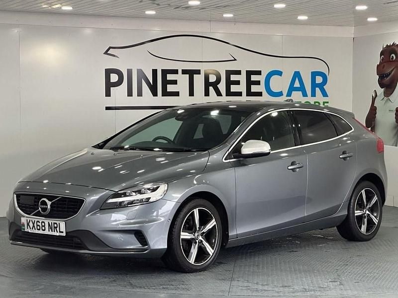 Used Volvo V40 R-Design 120 HP (88 kW) 2018 Grey Hatchback