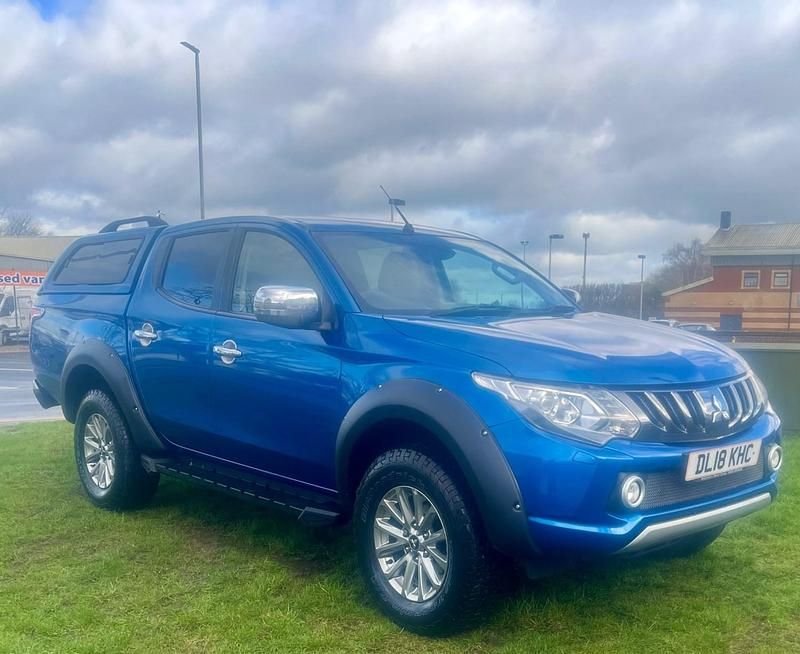 Used Mitsubishi L200 2018 Blue Pickup