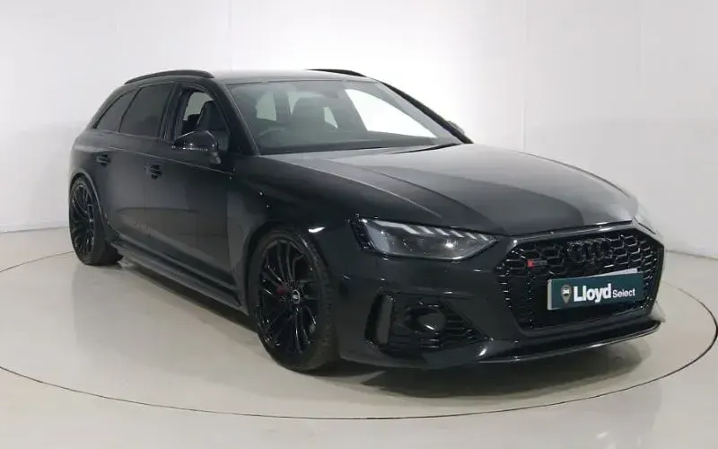 Usado Audi RS4 Advanced 450 HP (330 kW) 2023 Carrinha