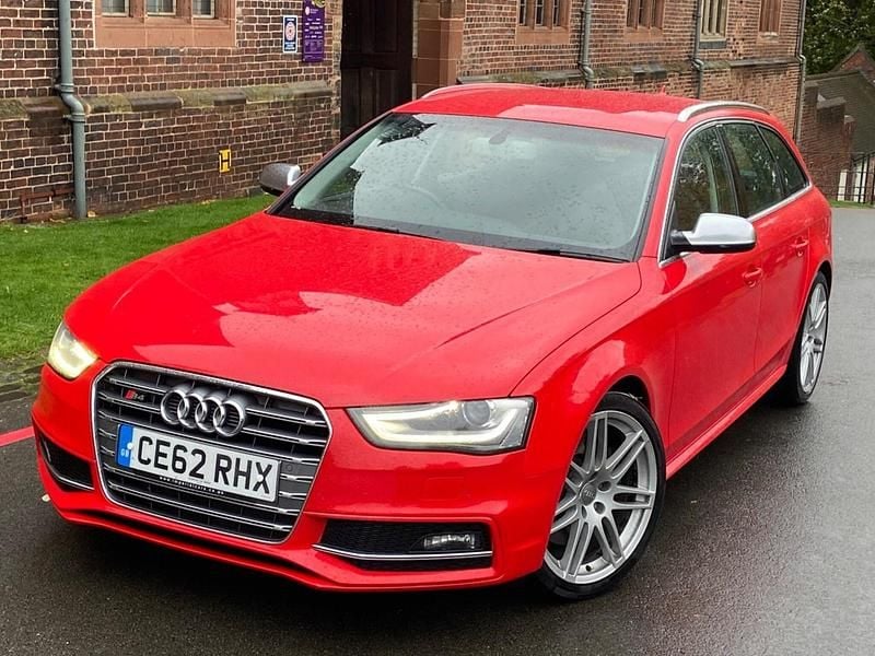 Red Used 2012 Audi A4 Comfort Estate | £9,250 (Fair price) - Image 1/4