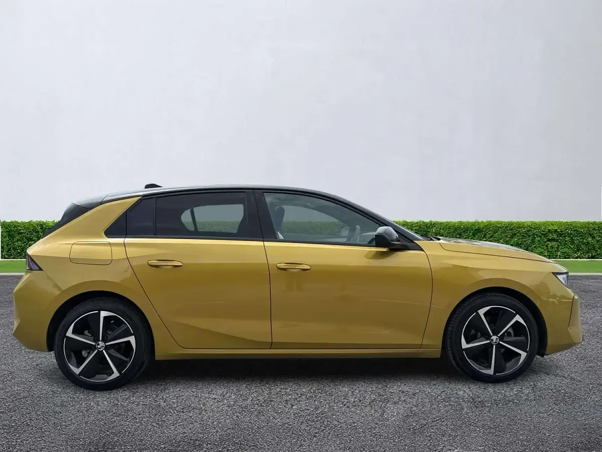 New Vauxhall Astra 2026 Electric yellow Hatchback