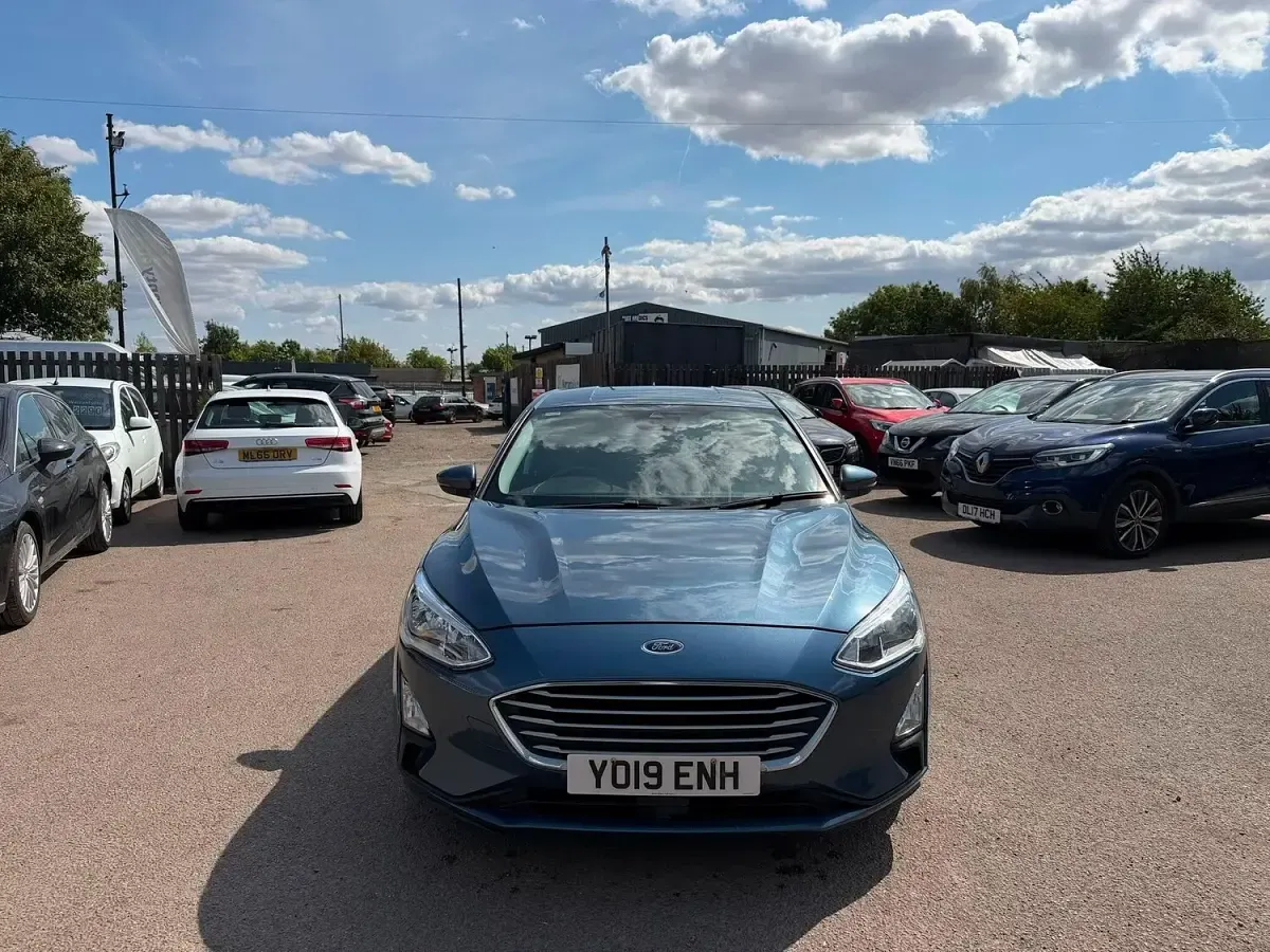 Used Ford Focus Zetec 2019 Blue Hatchback