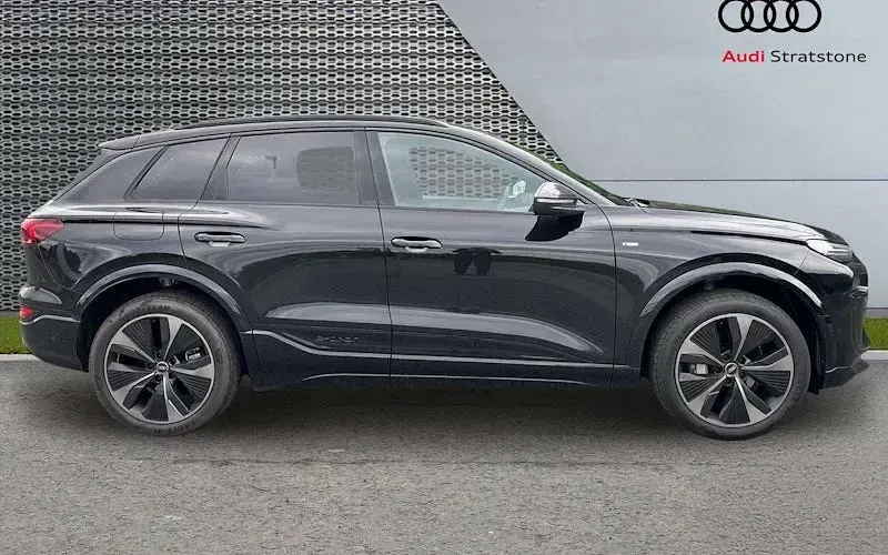 Used Audi Q6 e-tron Black Edition 185 kW (252 HP) 2026 SUV