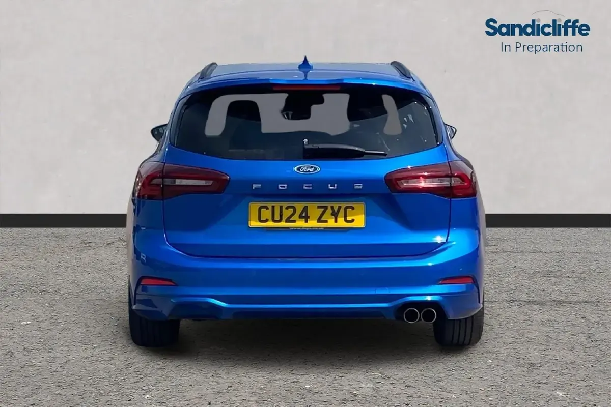 Used Ford Focus ST-Line 155 HP (114 kW) 2024 Blue Estate