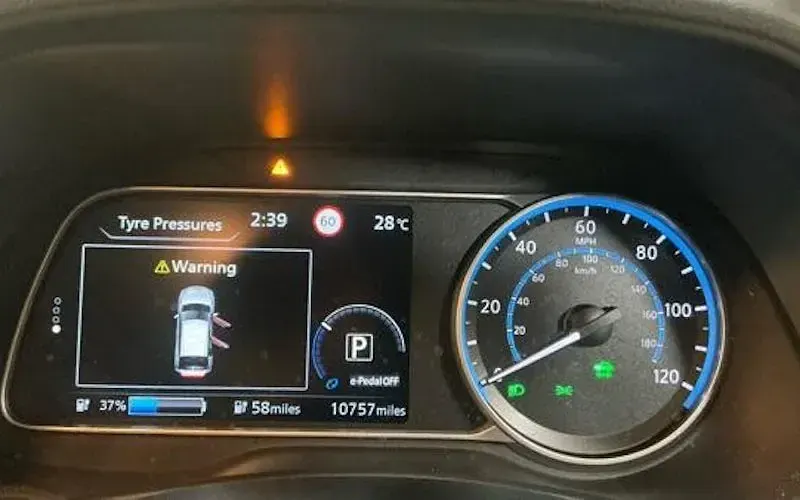 Used Nissan Leaf N-Connecta 110 kW (150 HP) 2021 Grey Hatchback
