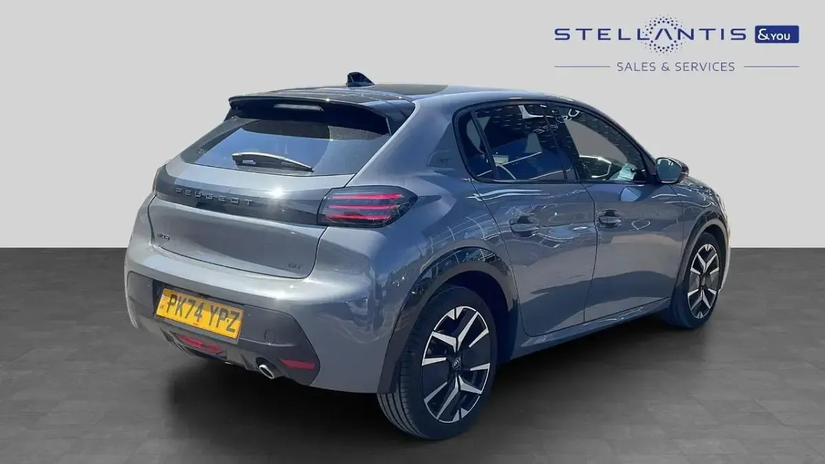 Used Peugeot 208 GT 99 HP (72 kW) 2024 Grey Hatchback
