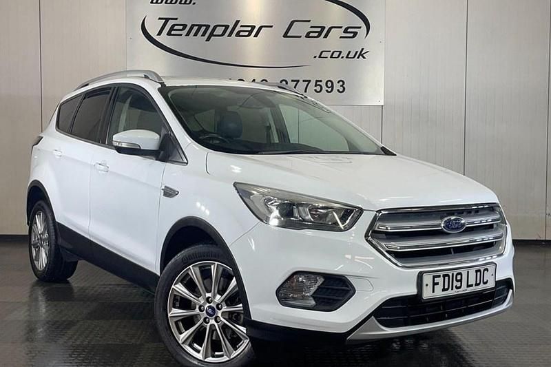 Used Ford Kuga Titanium 180 HP (132 kW) 2019 White SUV