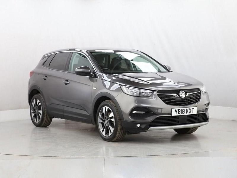 Used Vauxhall Grandland X Sport 120 HP (88 kW) 2018 Grey SUV