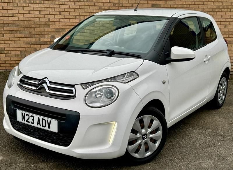 White Used 2016 Citroën C1 Feel Hatchback | £4,347 (Fair price) - Image 1/4
