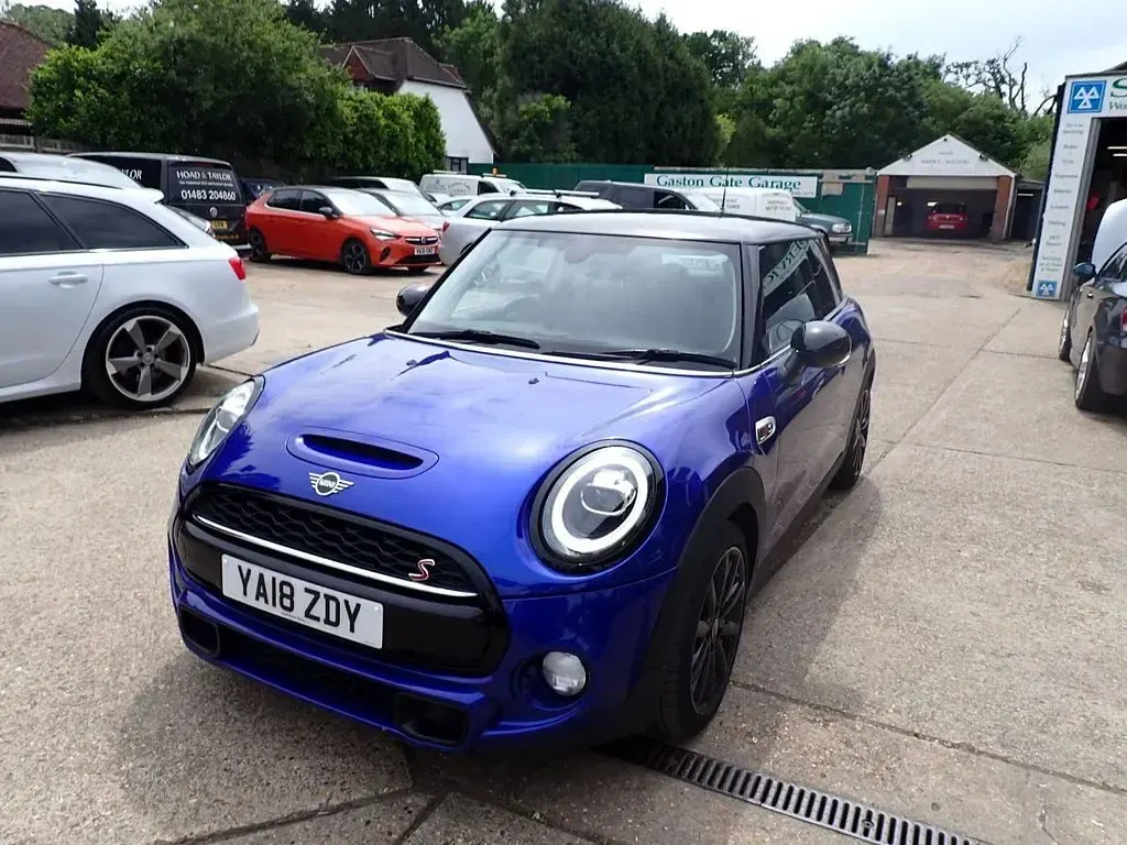 Used Mini Cooper S Hatch 192 HP (141 kW) 2018 Blue Hatchback