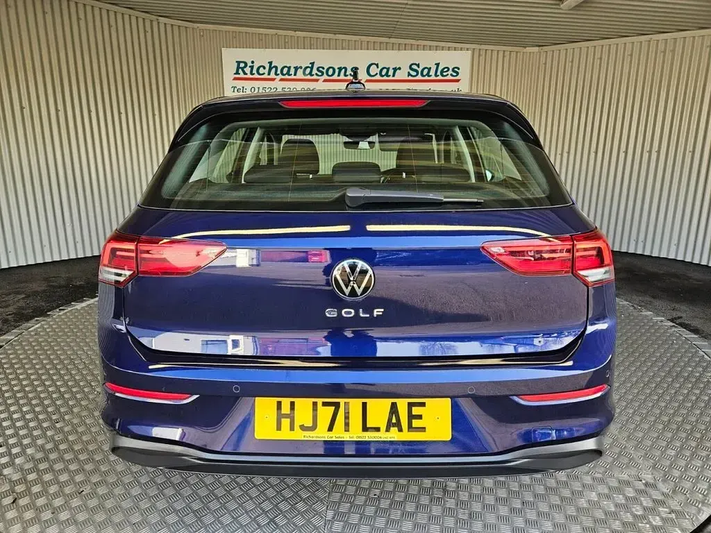 Used VW Golf VII S 115 HP (84 kW) 2021 Blue Hatchback