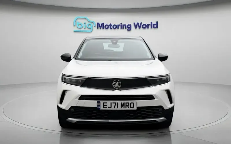 Used Vauxhall Mokka Elite 131 HP (96 kW) 2021 White SUV