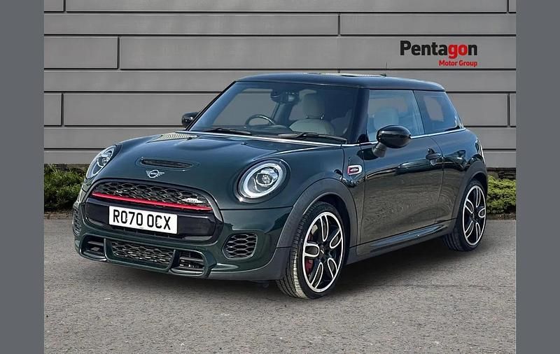 Used Mini John Cooper Works 228 HP (167 kW) 2020 Green Hatchback