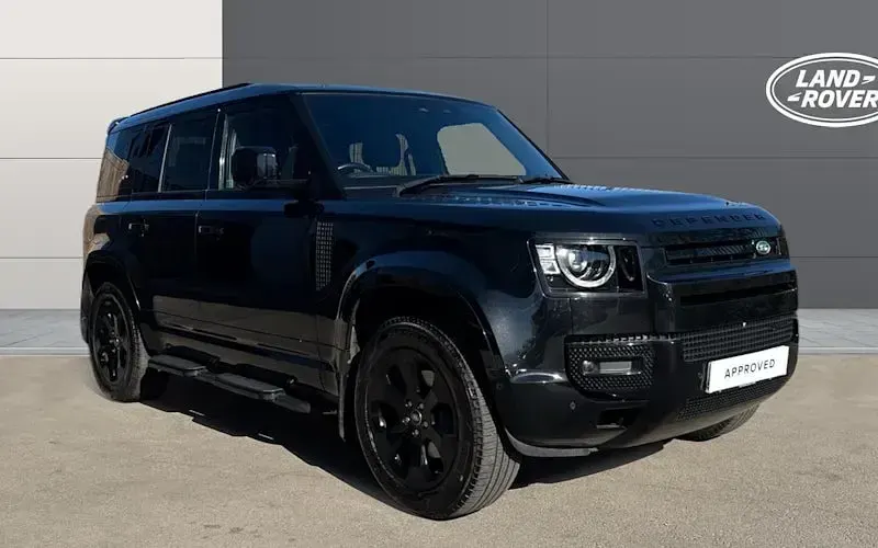 Usado Land Rover Defender HSE Dynamic 249 HP (183 kW) 2025 SUV
