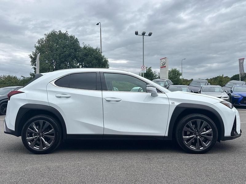 White Used 2024 Lexus UX 250h Sport Design Packet SUV | £27,485 (Fair price) - Image 1/1
