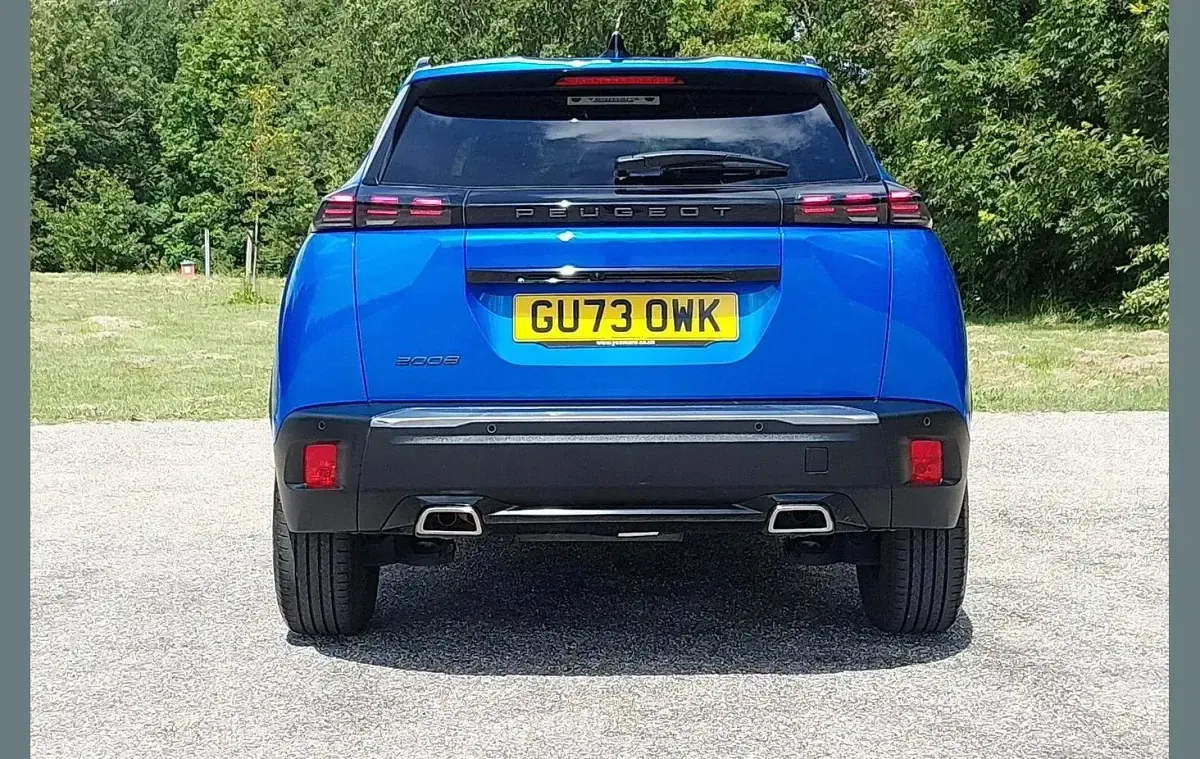 Used Peugeot 2008 Allure 129 HP (94 kW) 2023 Blue SUV