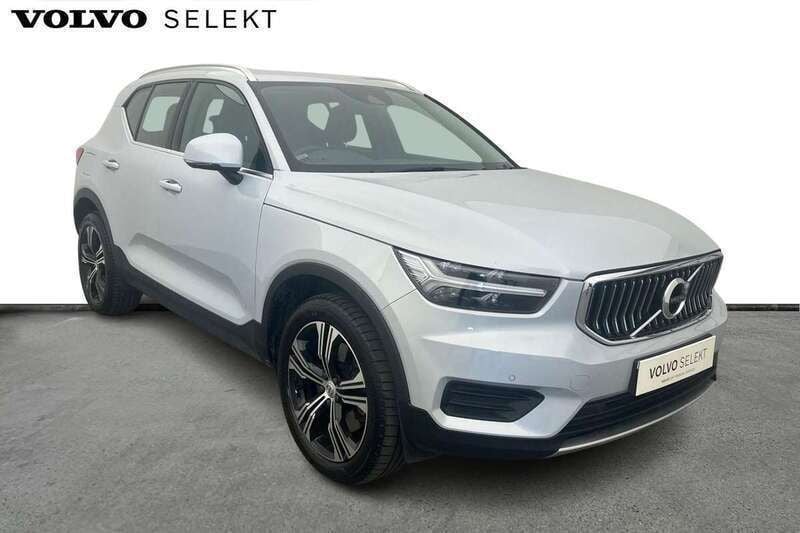 Silver Used 2022 Volvo XC40 Inscription SUV | £23,250 (Good price) - Image 1/3