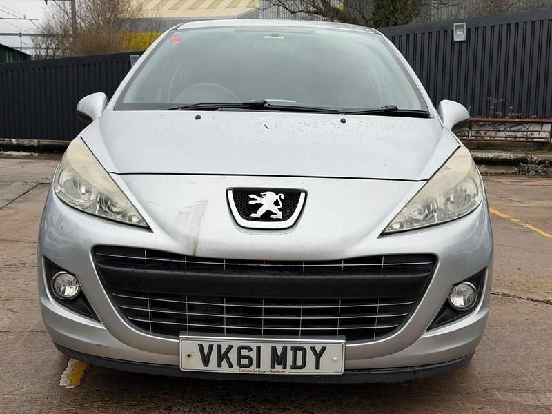 Used Peugeot 207 Sportium 92 HP (67 kW) 2011 Silver Hatchback