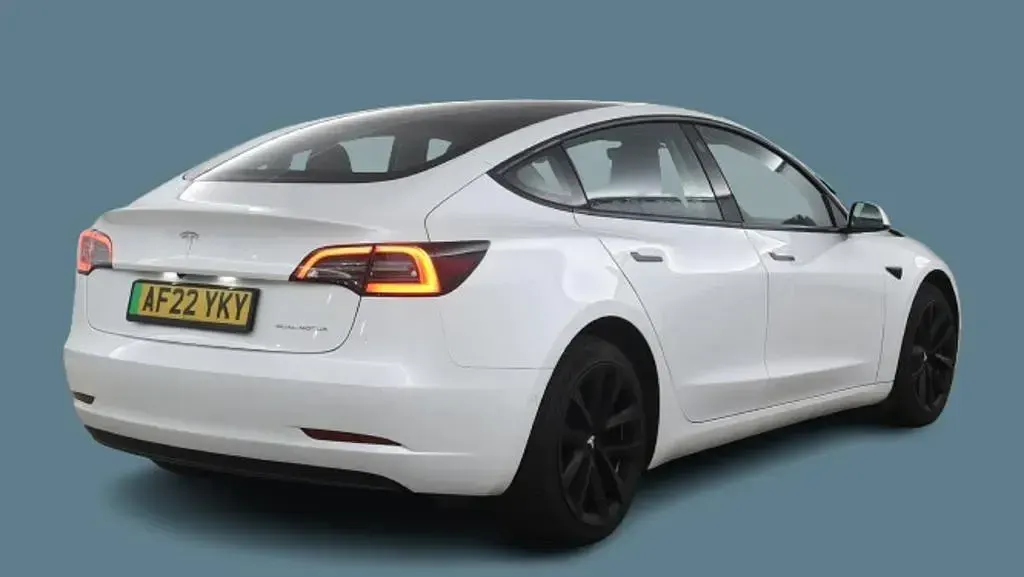 Used Tesla Model 3 Long Range AWD 366 kW (498 HP) 2022 Sedan