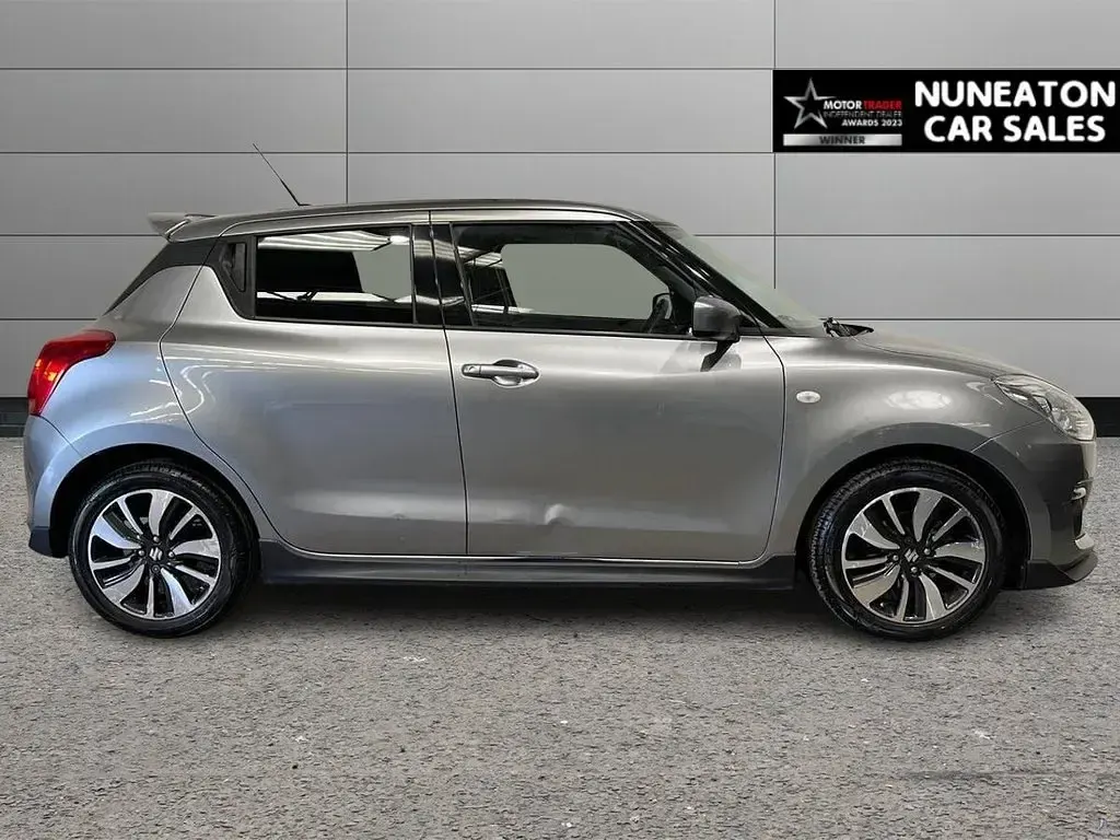 Used Suzuki Swift 90 HP (66 kW) 2019 Silver Hatchback