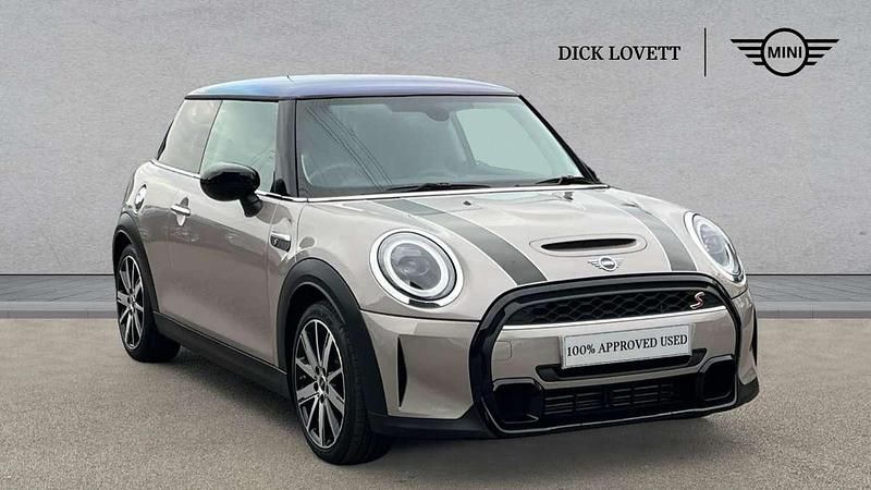 Grey Used 2022 Mini Cooper S Classic Hatchback | £21,595 (Fair price) - Image 1/4