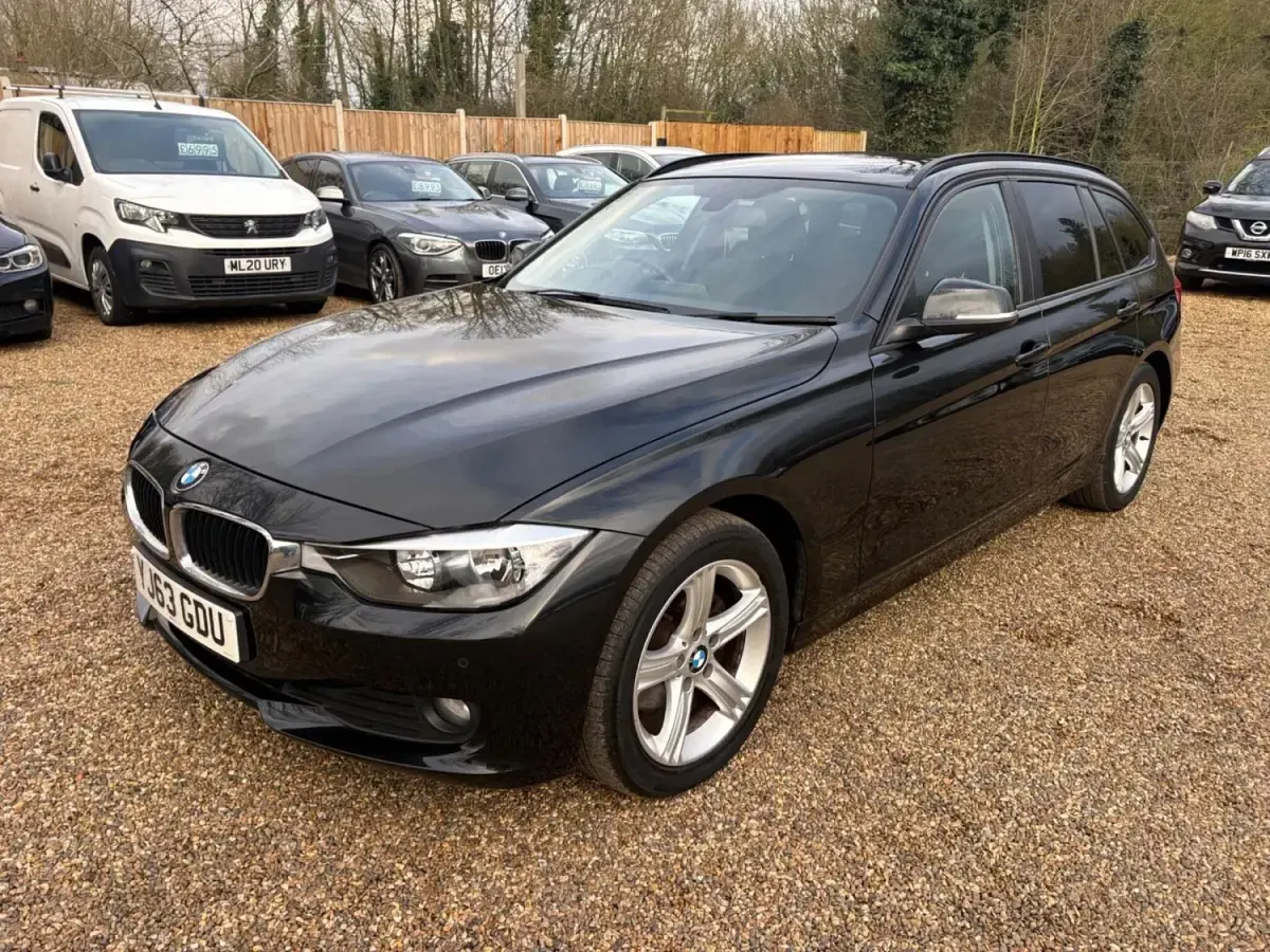 Gebraucht BMW 320 2013 Schwarz Kombi