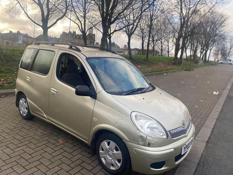 Beige Used 2003 Toyota Yaris Verso T3 MPV | £850 - Image 1/4