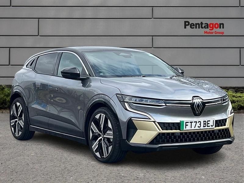 Shadow grey Used 2024 Renault Mégane Iconic Hatchback | £23,495 (A bit pricey) - Image 1/2