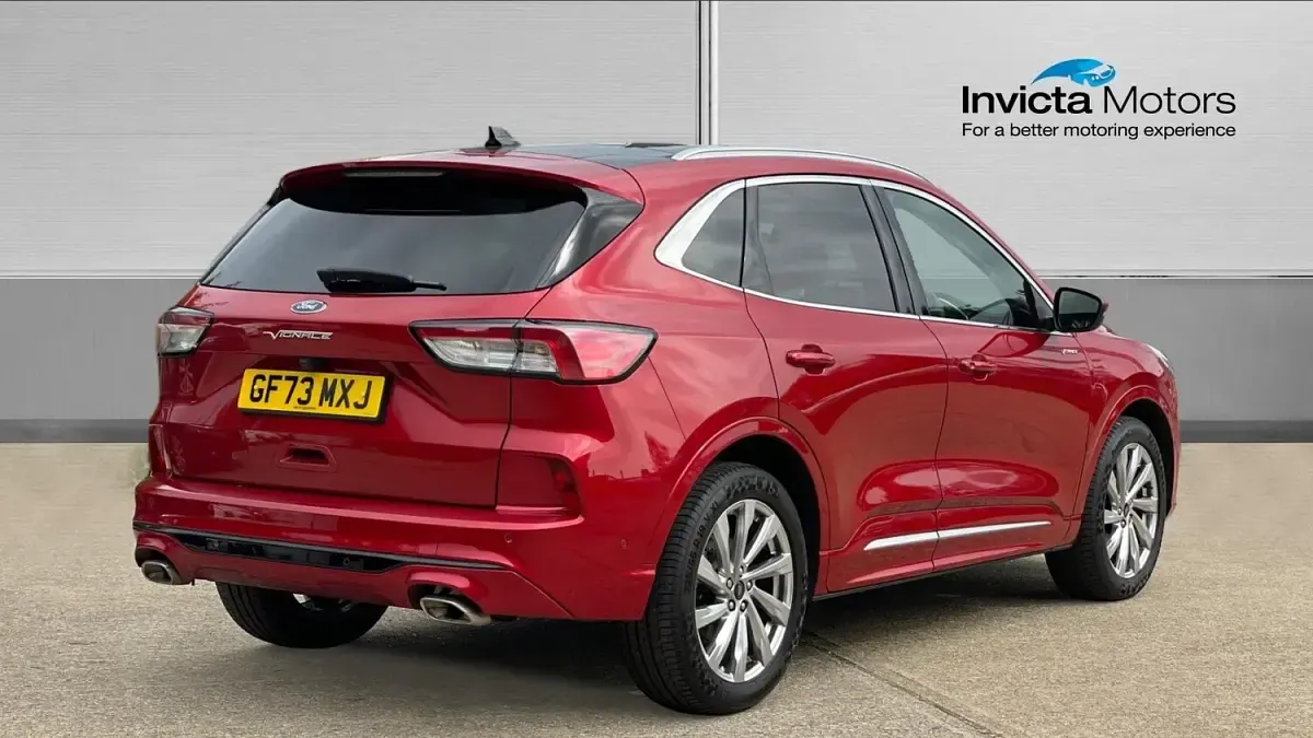 Used Ford Kuga Vignale 150 HP (110 kW) 2023 Red SUV