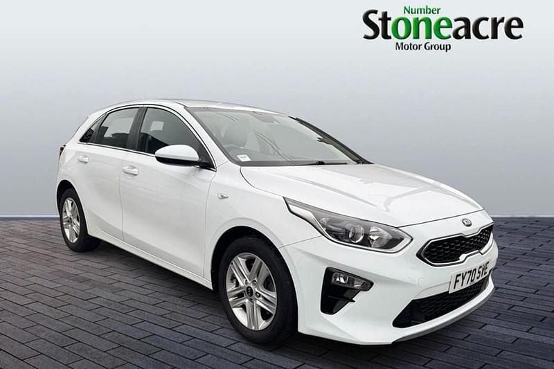 White Used 2020 Kia Ceed 2 Hatchback | £10,495 (Fair price) - Image 1/1