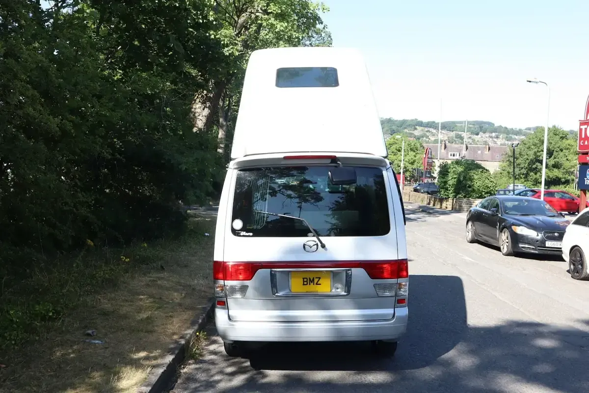 Used Mazda Bongo 2001 White MPV