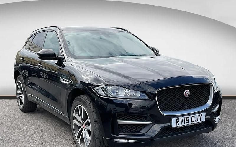 Usado Jaguar F-Pace R-Sport 250 HP (183 kW) 2019 SUV