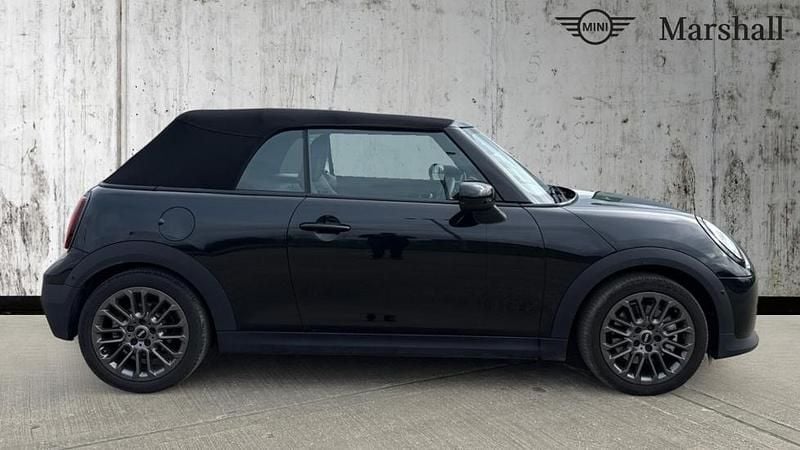 Used Mini Cooper Classic 147 kW (201 HP) 2025 Black Hatchback