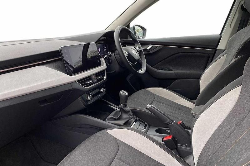 Used Skoda Kamiq SE L 150 HP (110 kW) 2024 Brilliant silver metallic SUV