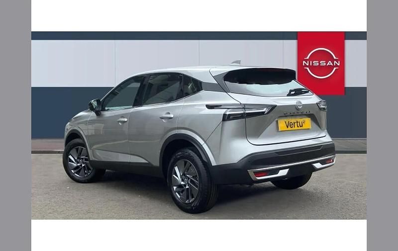 New Nissan Qashqai Acenta Premium 158 HP (116 kW) 2025 Silver SUV