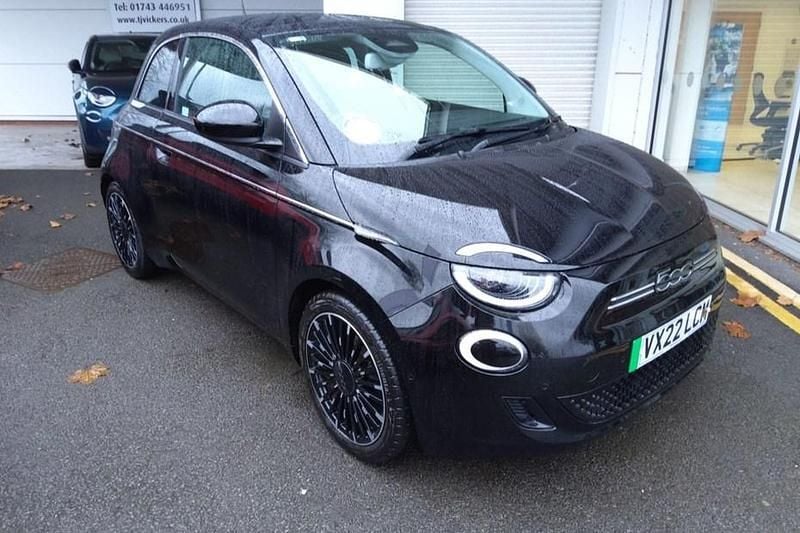 Used 2022 Fiat 500e Star Hatchback | £11,790 (Good price) - Image 1/1