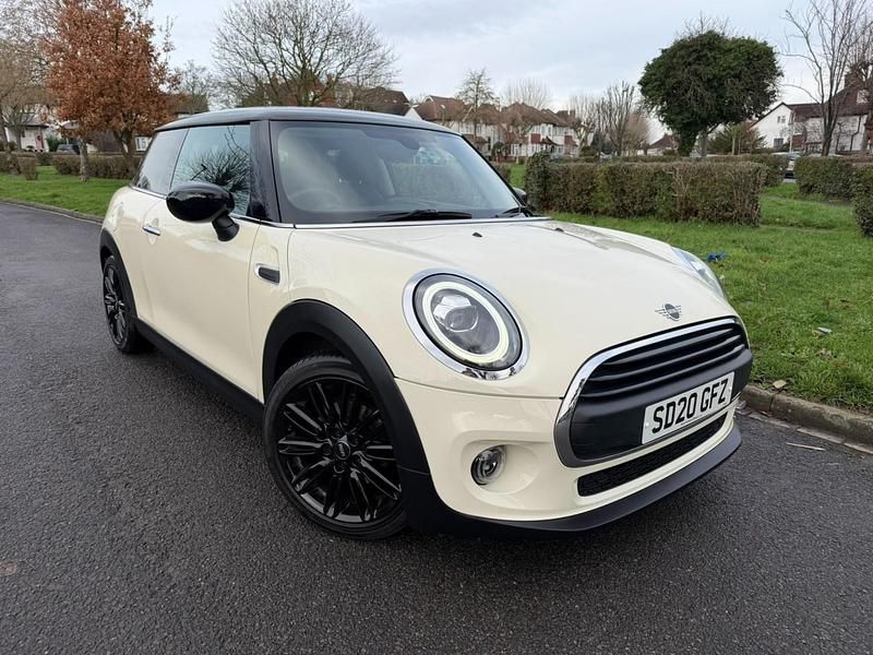 White Used 2020 Mini ONE Classic Hatchback | £11,975 (Good price) - Image 1/4
