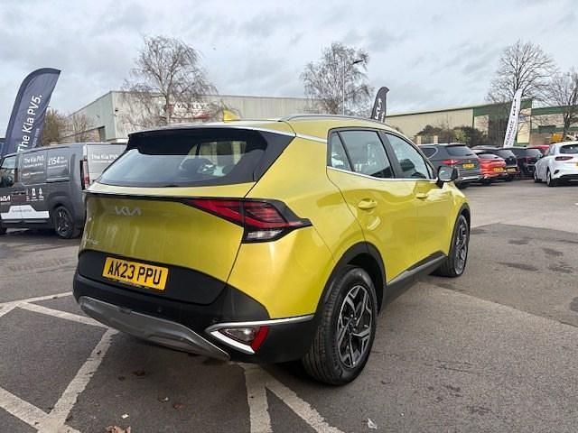 Used Kia Sportage 2023 Yellow SUV