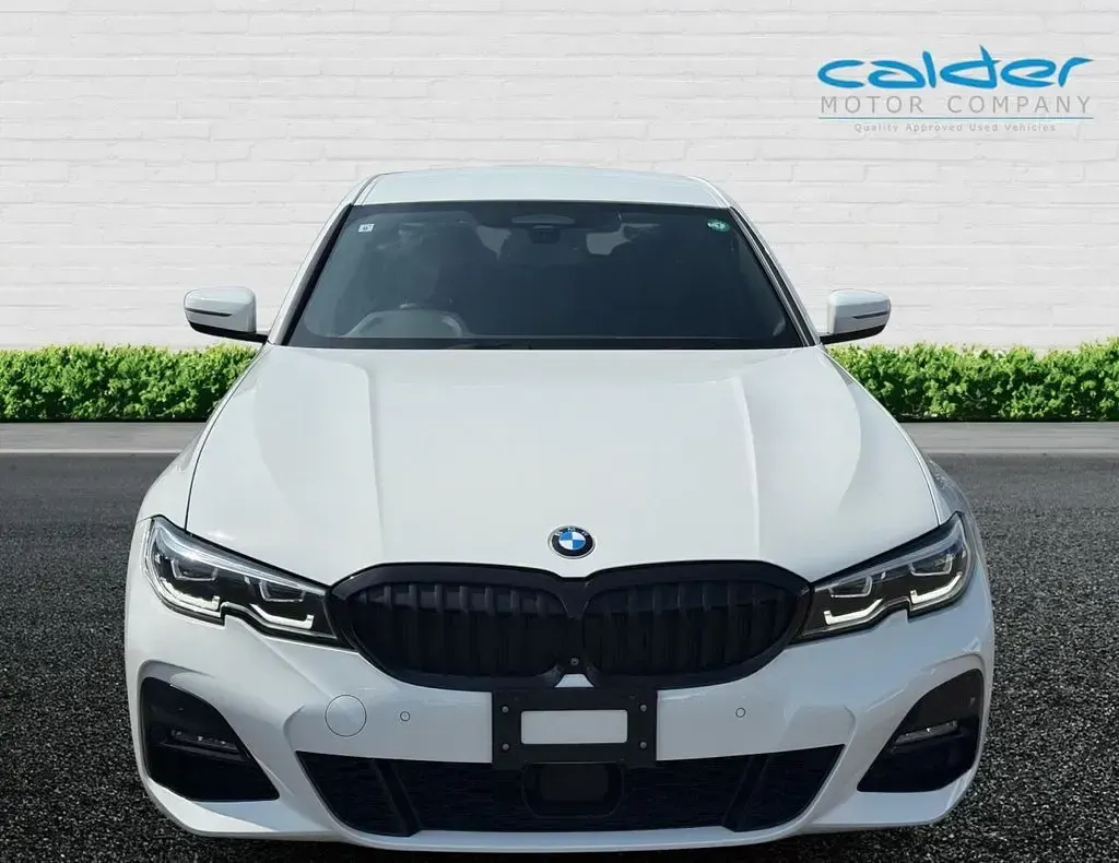 Used BMW 330 M Sport 258 HP (189 kW) 2019 White Sedan