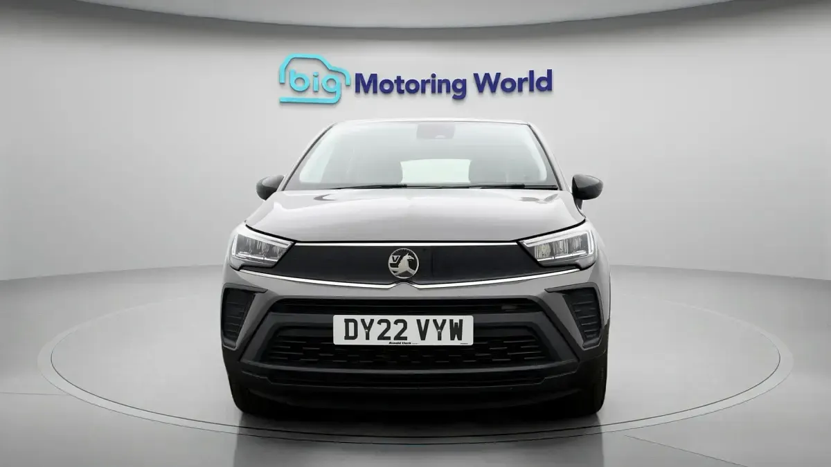 Used Vauxhall Crossland Design Edition 83 HP (61 kW) 2022 Grey SUV