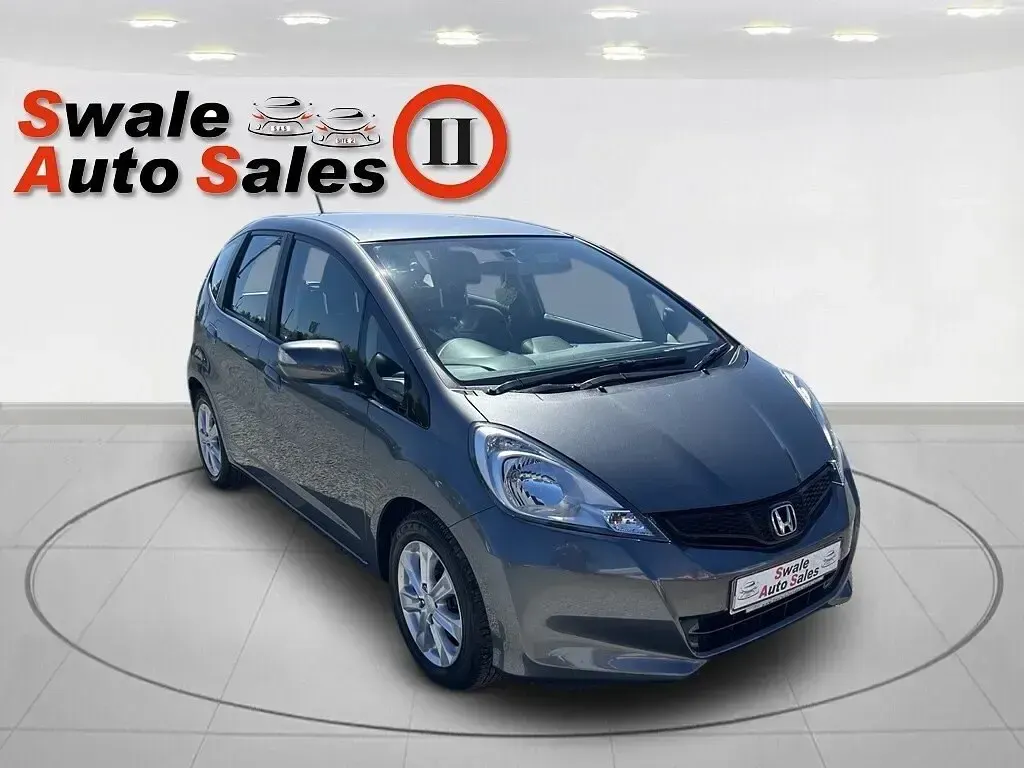 Second-hand Honda Jazz ES 99 CP (72 kW) 2011 Gri Hatchback