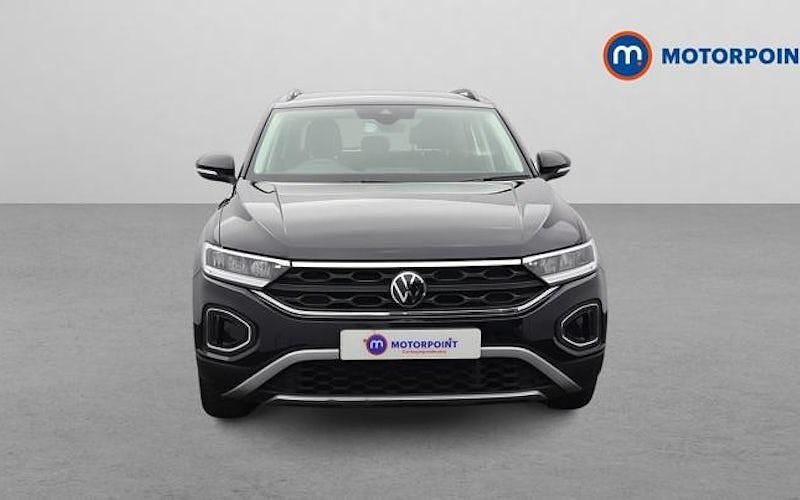 Used VW T-Roc Life 110 HP (80 kW) 2023 Black SUV