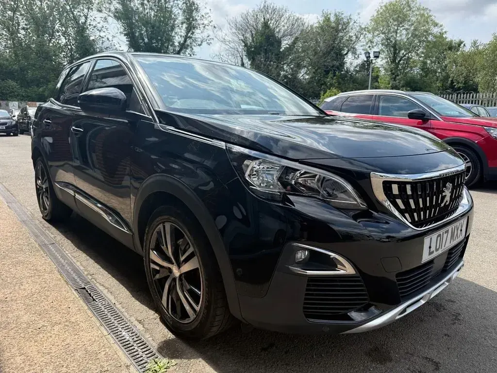 Used Peugeot 3008 Allure 130 HP (95 kW) 2017 Black SUV