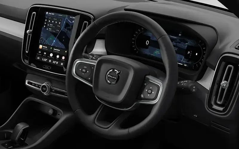New Volvo XC40 Core 163 HP (119 kW) 2026 Aurora silver SUV