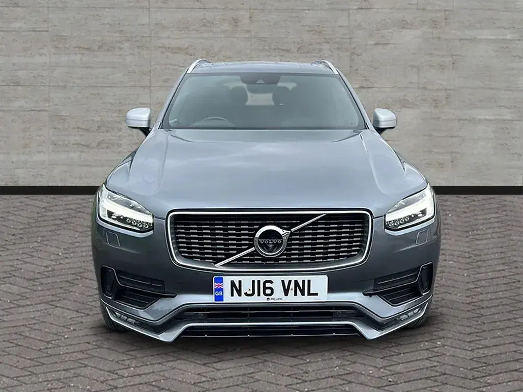 Usado Volvo XC90 R-Design 221 HP (162 kW) 2016 Cinzento SUV