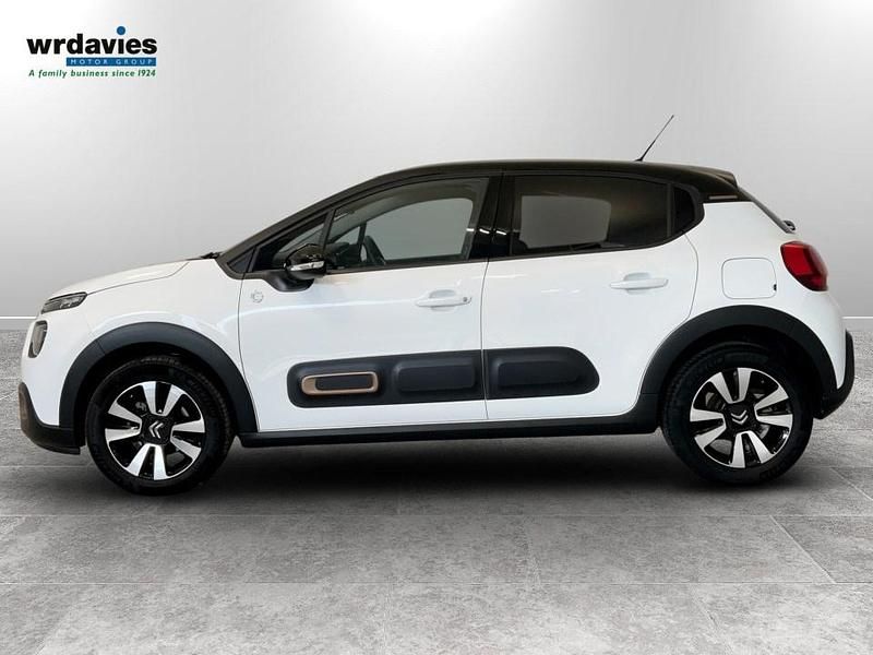 Używany Citroën C3 PureTech 110 KM (80 kW) 2023 Biały Hatchback