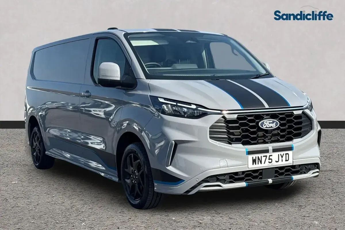 Used Ford Transit Custom Sport 170 HP (125 kW) 2024 Van
