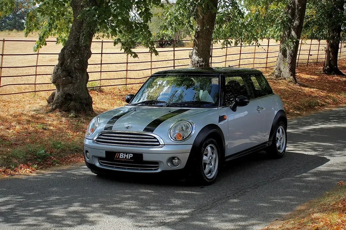 Used Mini Cooper Hatch 2010 Silver Hatchback