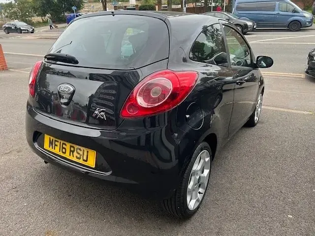 Used Ford Ka Zetec 69 HP (50 kW) 2016 Black Hatchback